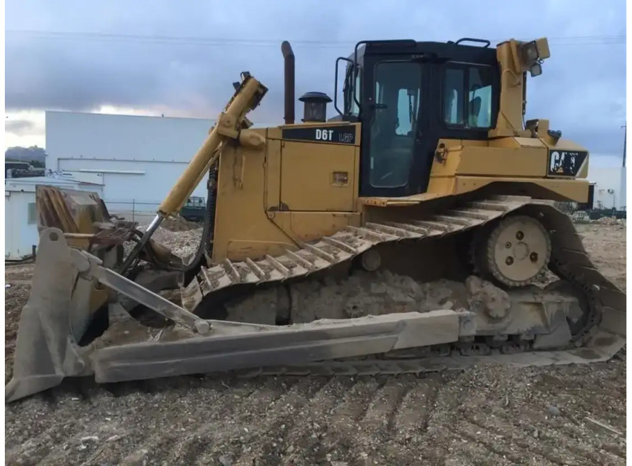 Caterpillar D6T LGP