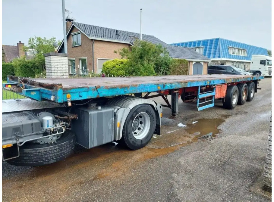 Fruehauf 3 Axle Flat Steel