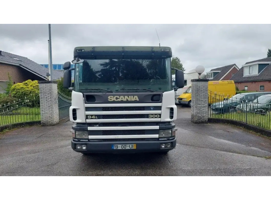 Scania P94-300 MANUAL AIRCO 2 PIPES LOW MILEAGE