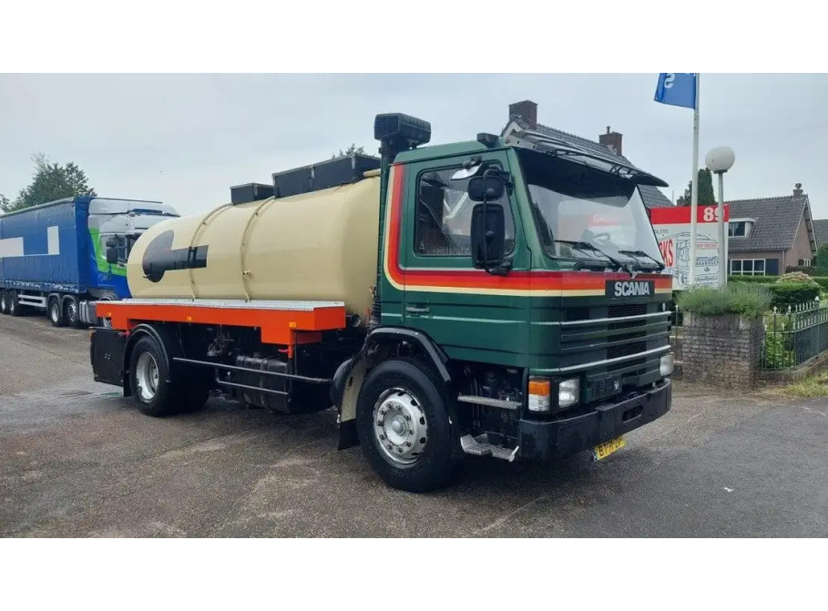 Scania P82 4x2 Tank