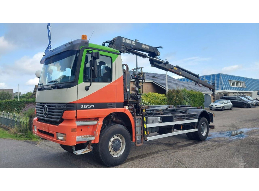 Mercedes-Benz Actros 1831 1931 4X4 Crane Container system