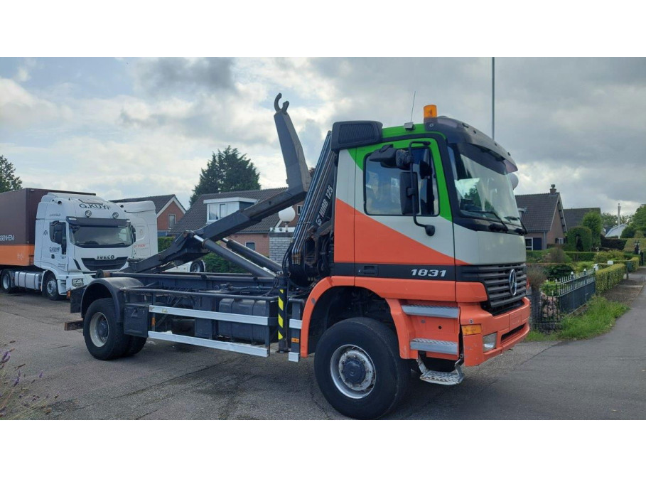 Mercedes-Benz Actros 1831 1931 4X4 Crane Container system