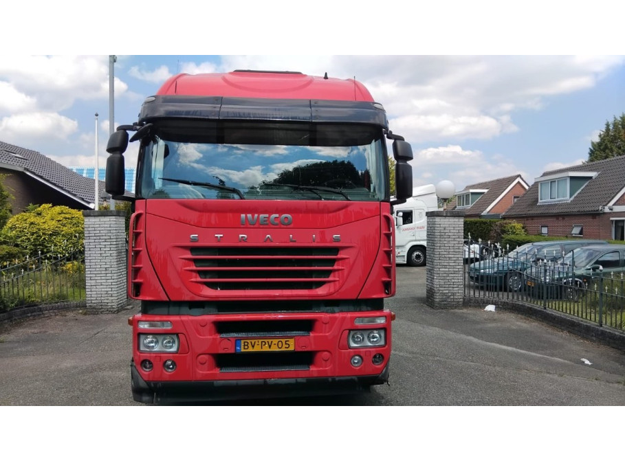 Iveco Stralis AS440S45T MANUAL ZF HOLLAND TRUCK