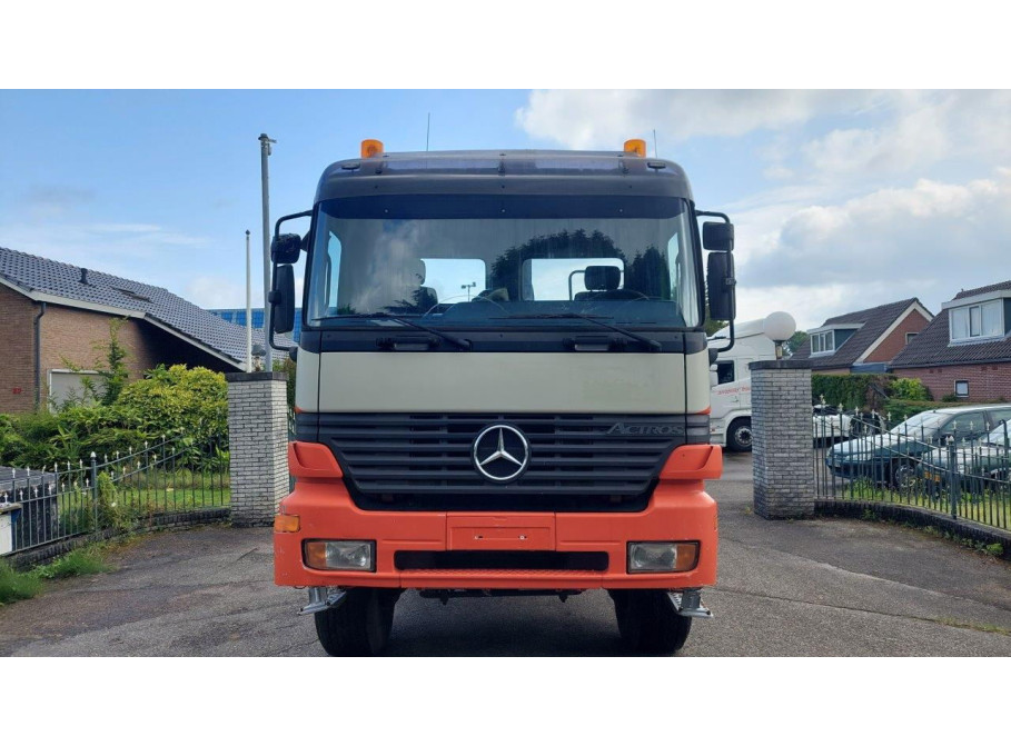 Mercedes-Benz Actros 1831 1931 4X4 Crane Container system