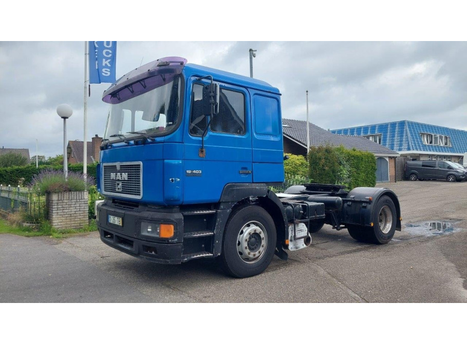 MAN 19.403 MANUAL GEARBOX